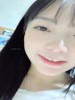 女神好美！让人好上瘾~[大爱初樱幼齿]自慰狂插！高潮爽不停~狂撸海报剧照