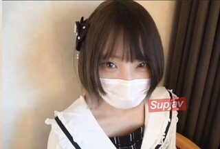 FC2PPV 3270472 [ハメ撮り・中出し]ニーハイソックスが似合う18歳スレンダー□り美○女に連続中出し海报剧照